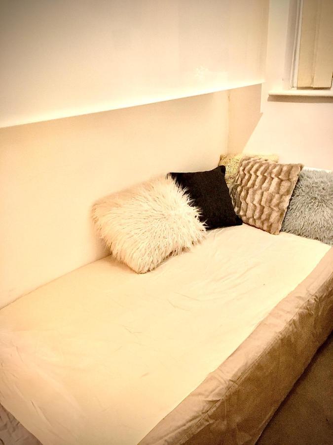 Hendon Homestay Extérieur photo
